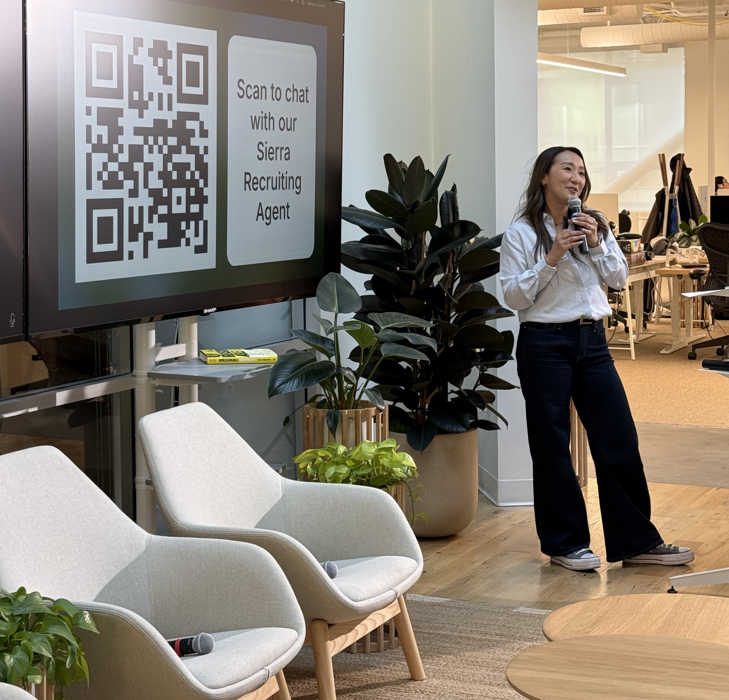 Alice Alvarez Sierra Girl Geek Dinner Agent QR Code